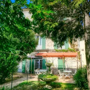 Au Saint Roch - Et Jardin Avinyon